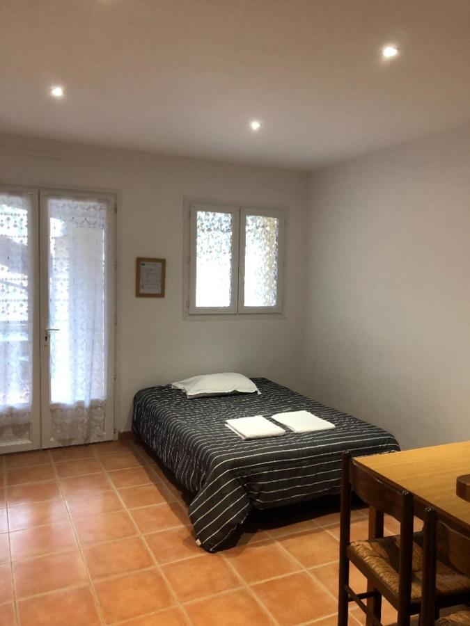 Appartements " Le Clos De La Cerisaie" แกสติญง-ดู-การ์ ภายนอก รูปภาพ