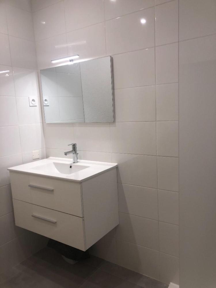 Appartements " Le Clos De La Cerisaie" แกสติญง-ดู-การ์ ภายนอก รูปภาพ