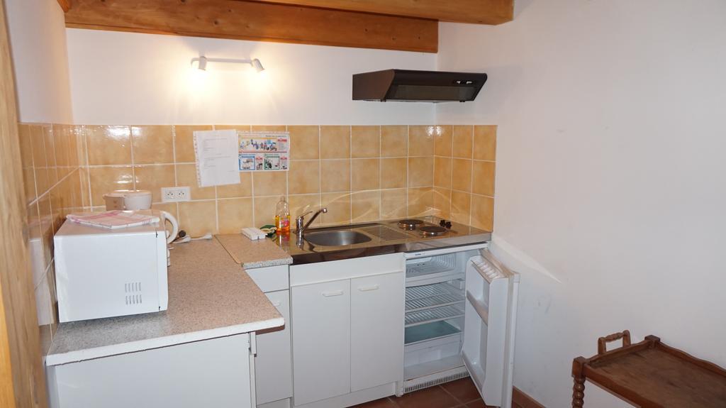 Appartements " Le Clos De La Cerisaie" แกสติญง-ดู-การ์ ภายนอก รูปภาพ