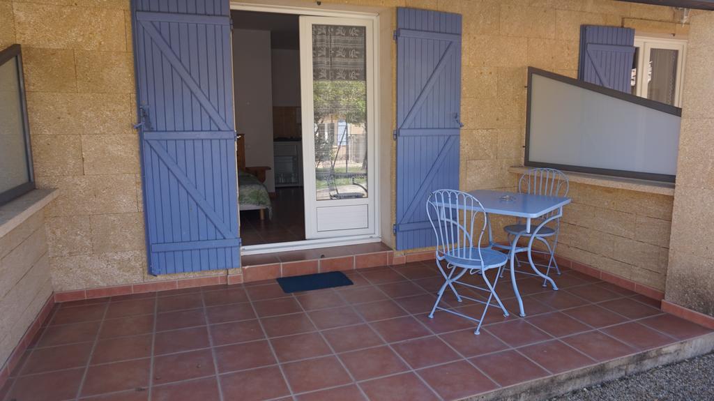 Appartements " Le Clos De La Cerisaie" แกสติญง-ดู-การ์ ภายนอก รูปภาพ