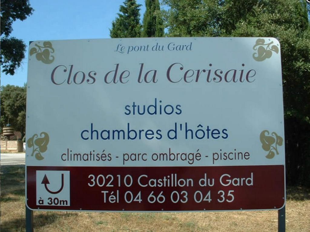 Appartements " Le Clos De La Cerisaie" แกสติญง-ดู-การ์ ภายนอก รูปภาพ