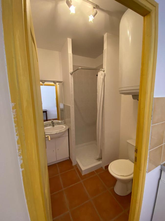 Appartements " Le Clos De La Cerisaie" แกสติญง-ดู-การ์ ภายนอก รูปภาพ