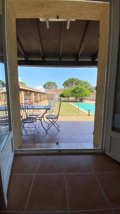 Appartements " Le Clos De La Cerisaie" แกสติญง-ดู-การ์ ภายนอก รูปภาพ