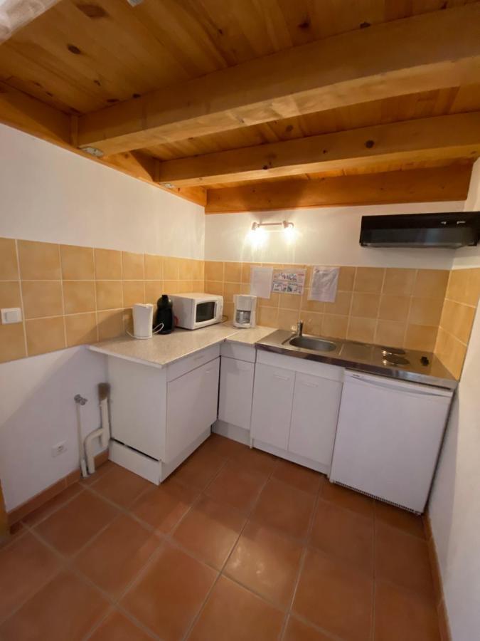 Appartements " Le Clos De La Cerisaie" แกสติญง-ดู-การ์ ภายนอก รูปภาพ