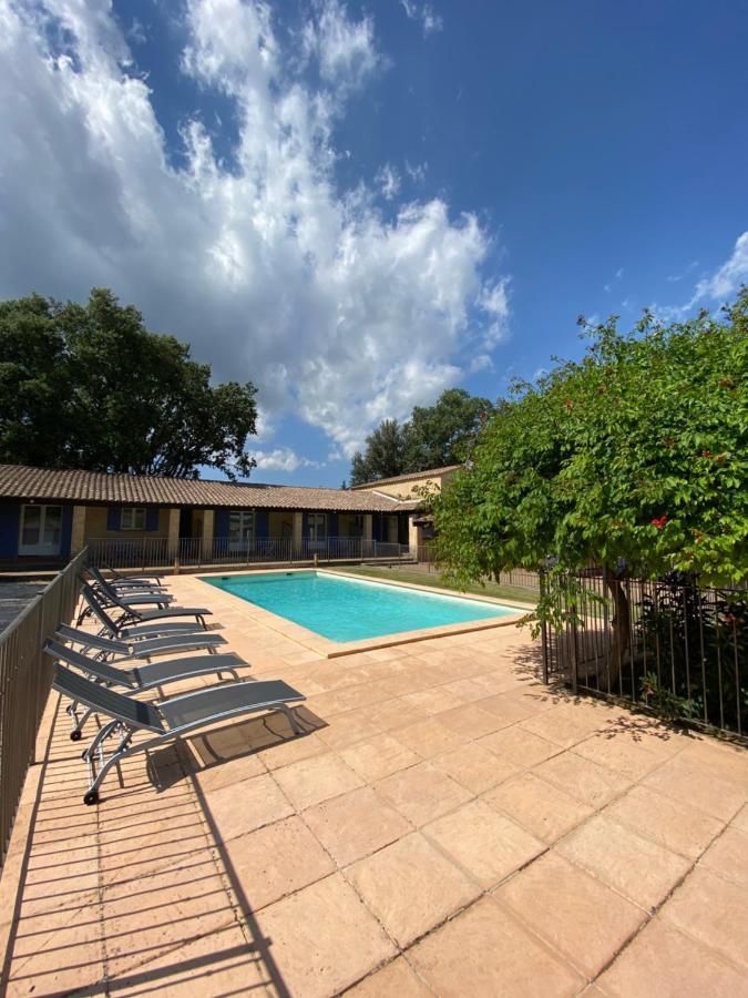 Appartements " Le Clos De La Cerisaie" แกสติญง-ดู-การ์ ภายนอก รูปภาพ