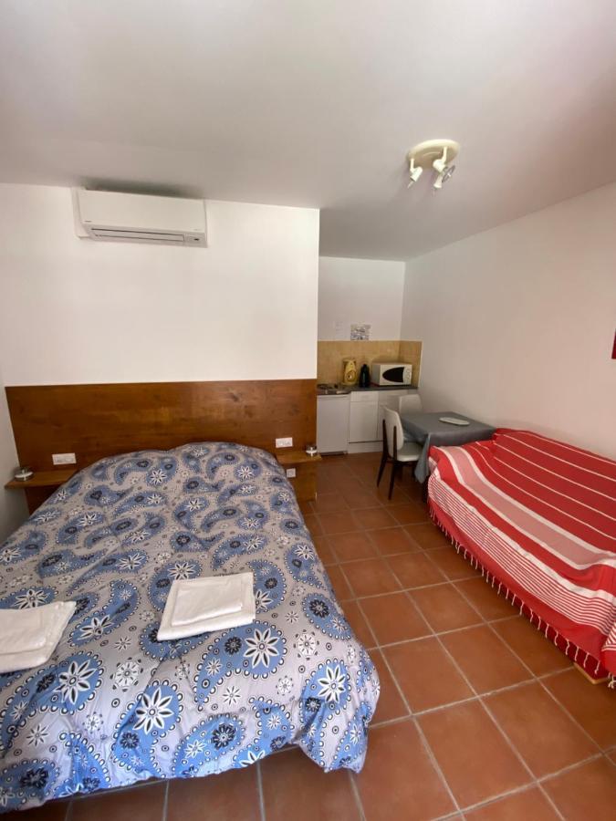 Appartements " Le Clos De La Cerisaie" แกสติญง-ดู-การ์ ภายนอก รูปภาพ